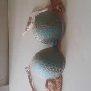 Women's Lacy Bra Size 34C